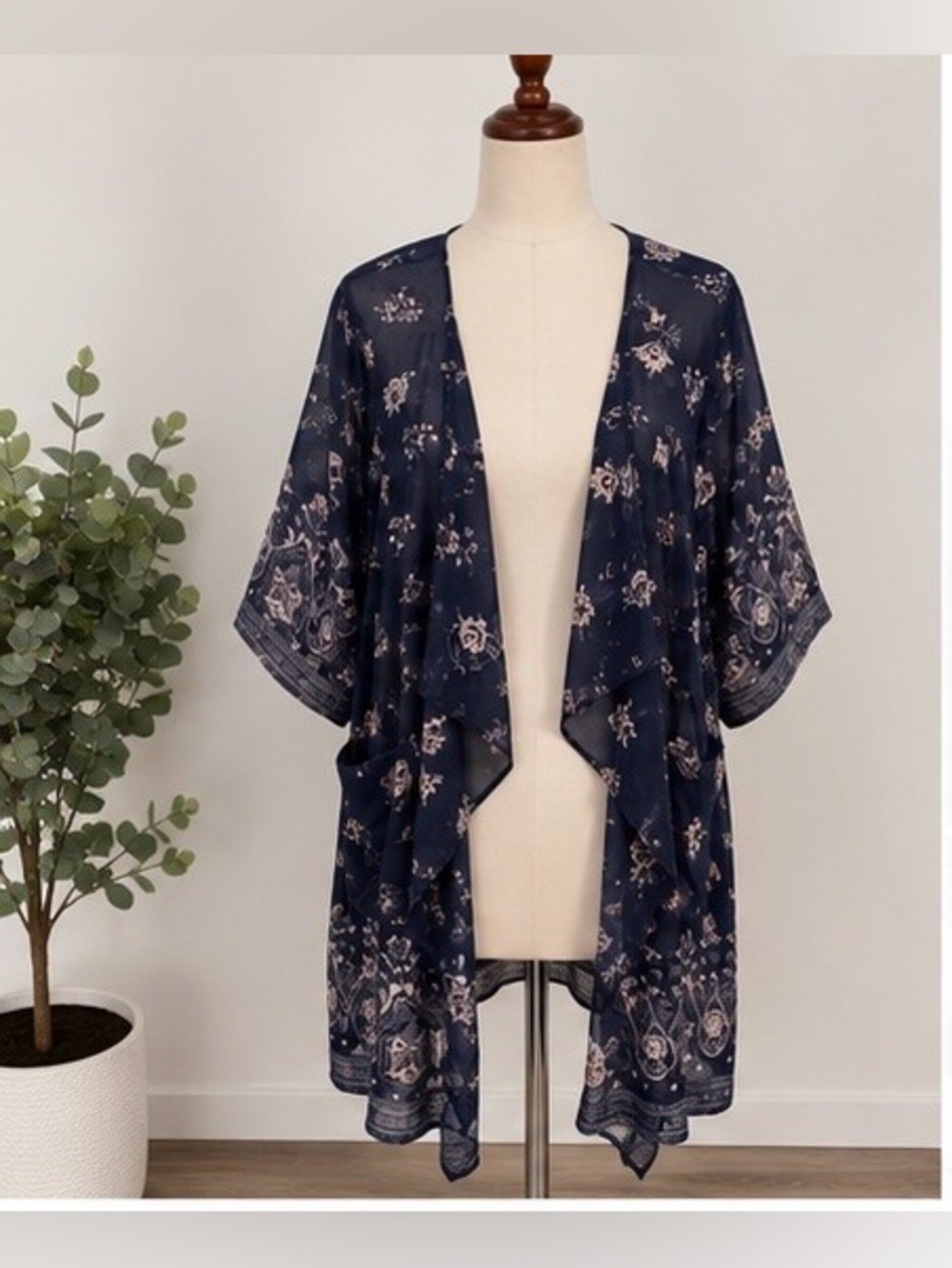 Band of Gypsies Navy Floral Kimono Cardigan Boho Open Front Cover Up Medium